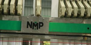 Plate Shifting Device