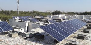 Sun Oriented Rooftop Panel Installation