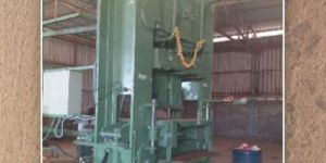 Coco Peat Block Machine