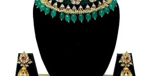 Pachi Kundan Choker Necklace Set