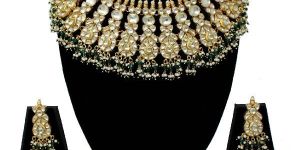 Pachi Kundan Necklace Set