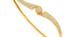 Ladies Gold Bracelet