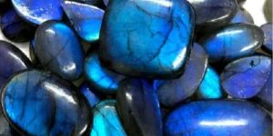 Full Flashy Labradorite Gemstone