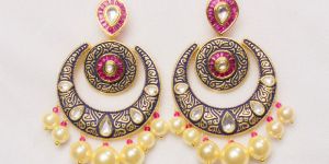 Vilandi Kundan Earring