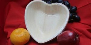 Heart Shaped Areca Leaf Bowl