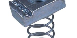 STRUT NUT