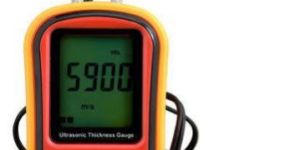 UTM-9 Digital Ultrasonic Thickness Gauge