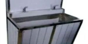 Semi Automatic Scrub Station