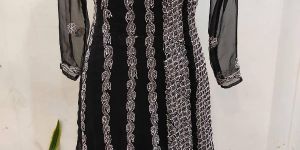 Risha-Chikankari kurti