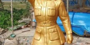 Golden Fiber Statue