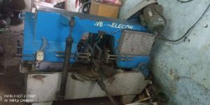 Bandsaw Cutting Machine