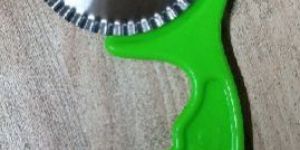Karanji Pizza Cutter