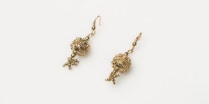 Trendy Golden Finish Oxidised Earring