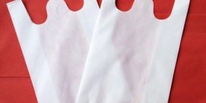 Non Woven W Cut Bags