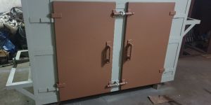 Cashew Cutting Machine