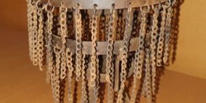 Rust Finish Chain Candle Pillar Holder