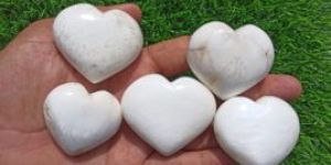 Scolecite Puffy Heart