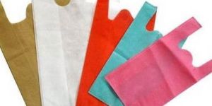 Non Woven W Cut Bags