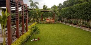 Farmhouse Garden Development and Maintenance Service