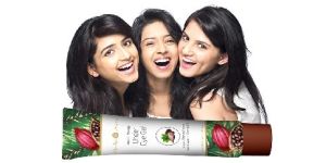 Vitamin Therapy under Eye Gel