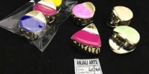 Ladies Hair Clutchers