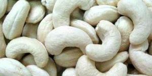 W210 Grade Cashew Nuts