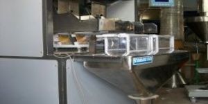 Semi Automatic Weigh Filling Machine