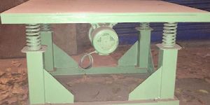 10x2.5 Feet Vibrating Table