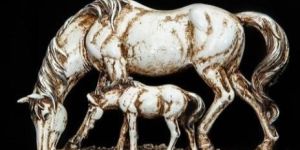 Resin Horse with Baby Statue