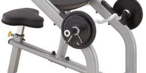 Preacher Curl Machine