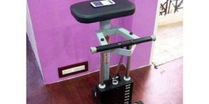 Wrist Curl Machine