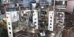 Fully Automatic Pouch Packing Machine