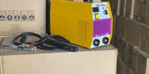 Welding Machine 200 AMP