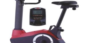 UP-1015 Upright Bike