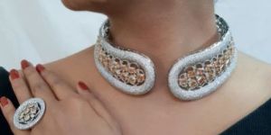 Zircon Choker Necklace Set