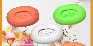 Saloni 100gm Soap