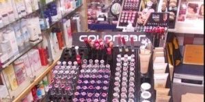 Cosmetic Shop Interior Designing Services