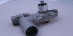 DX-582 Mahindra Jeep Peugeot Engine LCV Water Pump Assembly