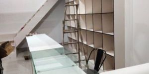 Supermarket Baggage Counter