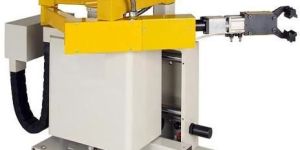 Extractor Die Casting Machine