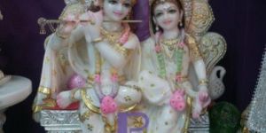 Marble Radha Krishna Statue