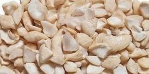 Broken Cashew Nuts