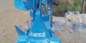 Hydraulic Reversible Plough