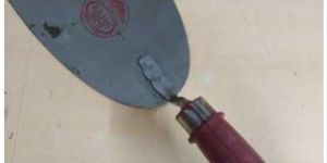 Wooden Handled Hand Scraper