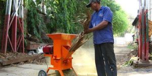 CS- 21 Chipperl Shredder