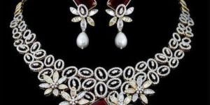 Pearl Diamond Necklace