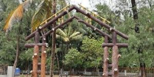 Wooden Garden Arch