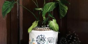 7 Inch Embroidered Pot Cover