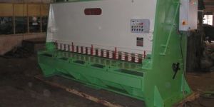 Semi-Automatic Hydraulic Guillotine Shear