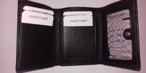 Mens Leather Tri-Fold Wallet